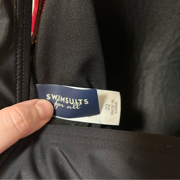 Chlorine Resistant Tankini swim top - 42 D/DD - Picture 6 of 9